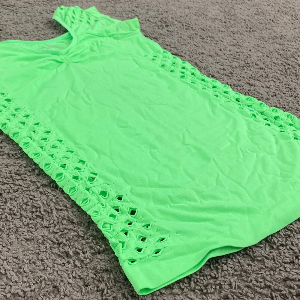 Touch Me Vibrant Neon Green Short Sleeve Top One Size - Picture 4 of 7